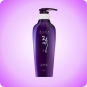 Cabello al mejor precio: Champú Revitalizante Doori Daeng Gi Meo Ri Vitalizing Shampoo 300ml de Daeng Gi Meo Ri en Skin Thinks - 